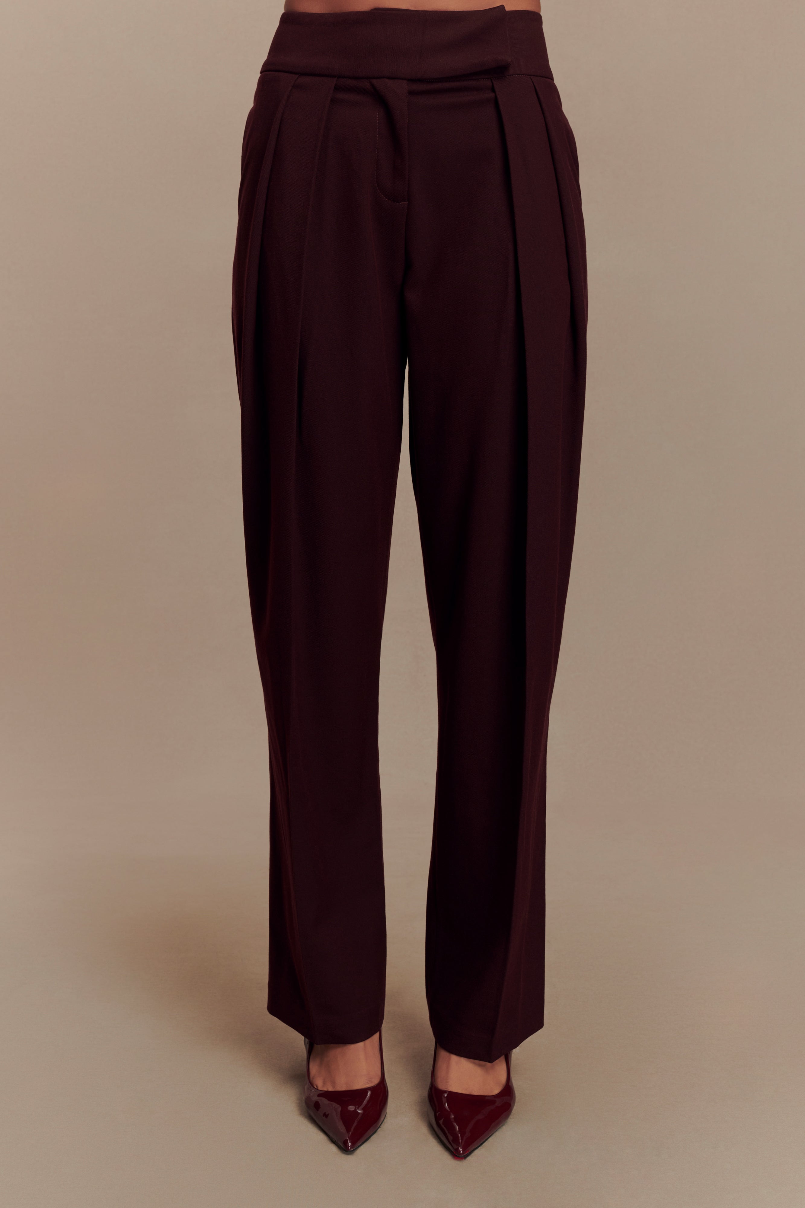 Penelope Pleated High Waisted Pants - Mahogany